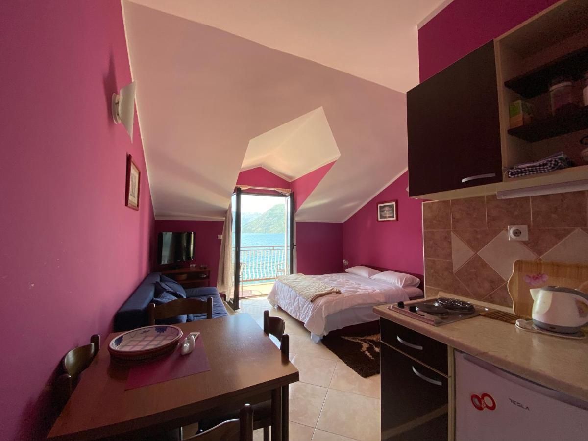 Apartments Djurovic Котор Екстер'єр фото
