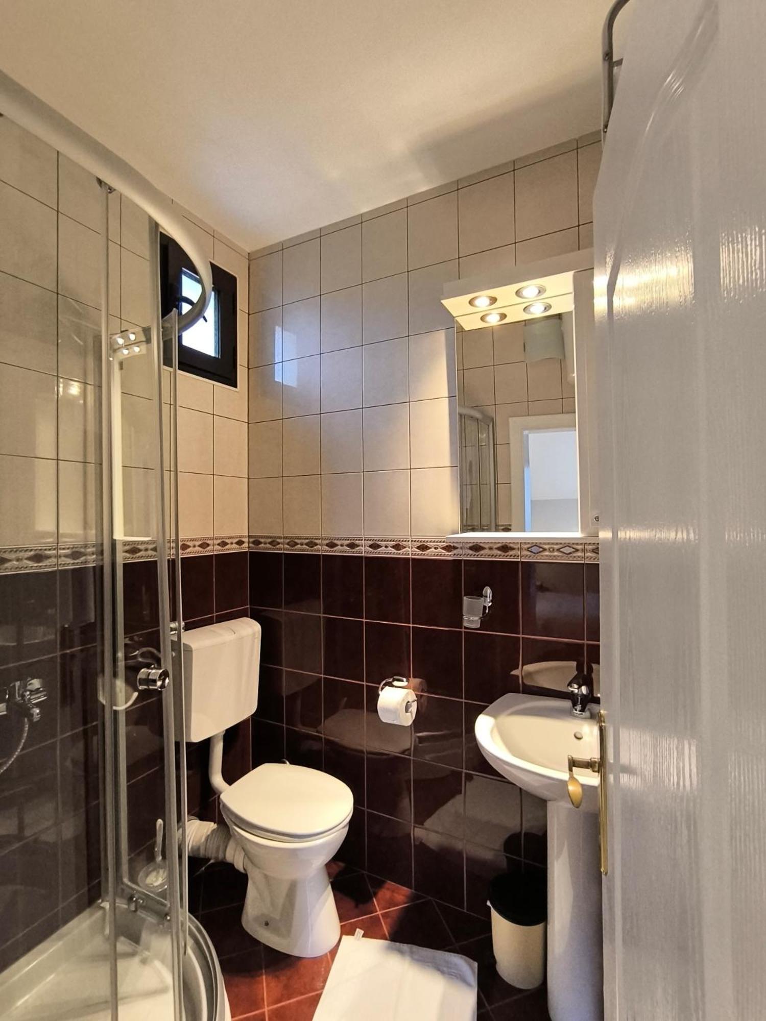 Apartments Djurovic Котор Екстер'єр фото